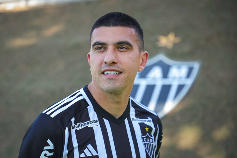Atlético confirma cirurgia de Battaglia e atualiza recuperação do jogador