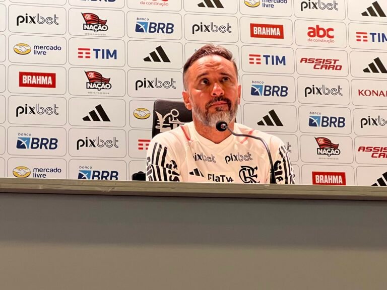 Vitor Pereira comenta sobre futuro no Flamengo: “Não sou eu quem decido”