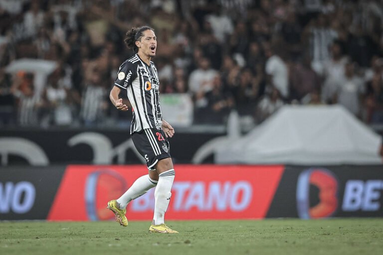 Mauricio Lemos comenta importância do jogo diante o Athletico-PR pela Libertadores