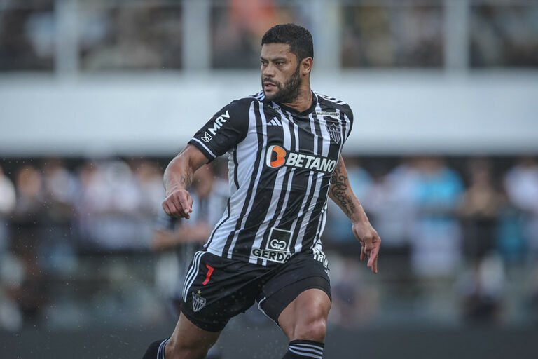 Hulk fala sobre desempenho do time e pede confiança da torcida do Atlético-MG