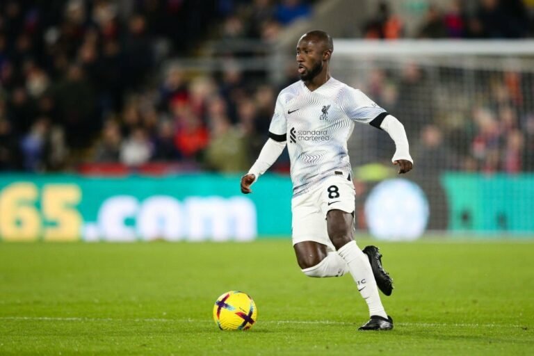 Naby Keita vai deixar o Liverpool ao final da temporada