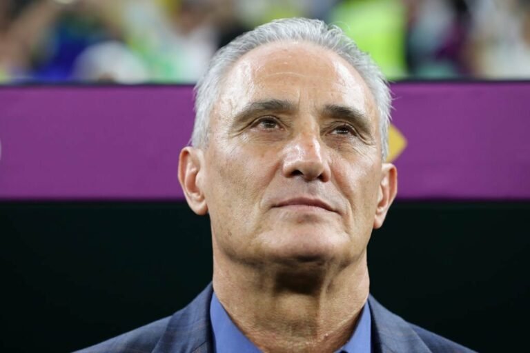 Tite tem interesse em assumir o comando do Chelsea, afirma jornal inglês