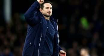 Lampard aceita oferta do Chelsea e já treinará equipe nesta quinta