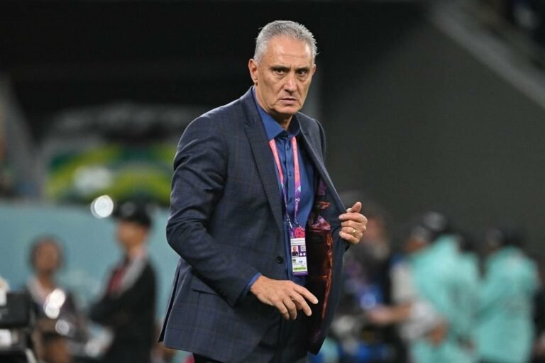 Tite é o favorito dos investidores para assumir o Atlético-MG, mas negociações são consideradas difíceis
