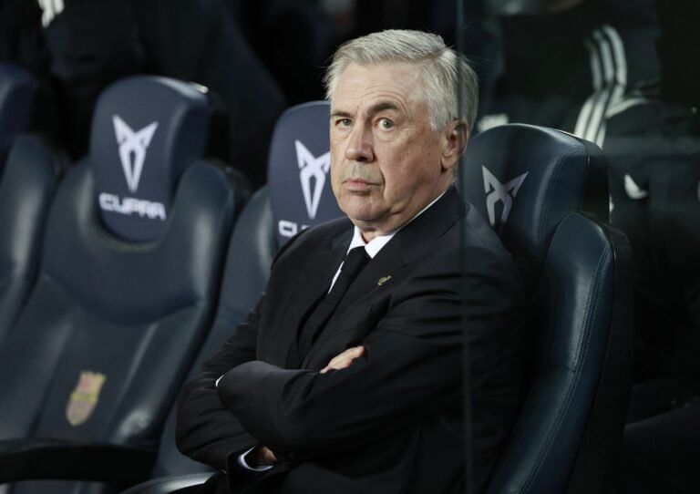Ancelotti diz que não iria pro Barcelona: ‘Minha história é no Real Madrid’