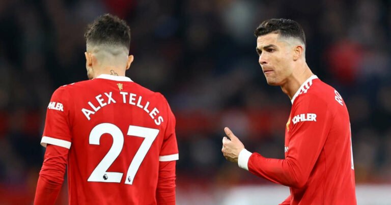 Al-Nassr demonstra interesse em Alex Telles, que pertence ao Manchester United