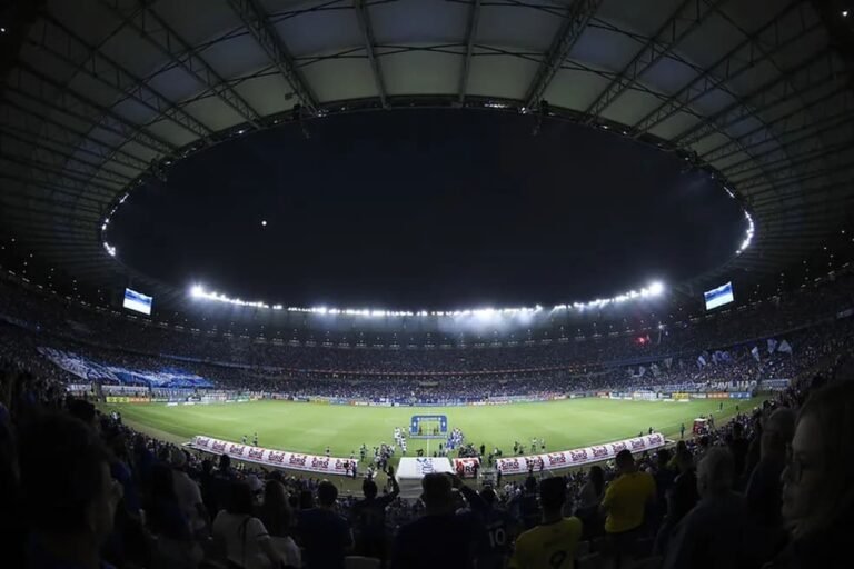 Cruzeiro envia contraproposta ao Mineirão e aguarda resposta