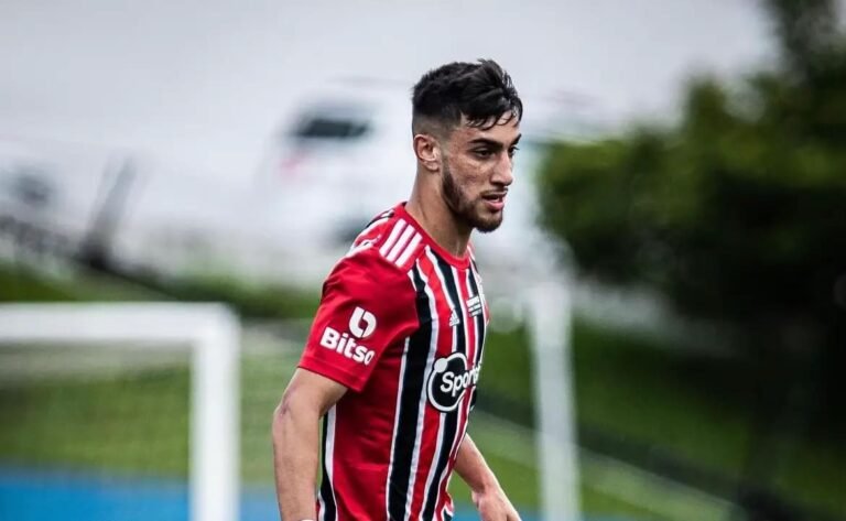 Inquérito mostra que Pedrinho, do São Paulo, ameaçou matar ex-namorada