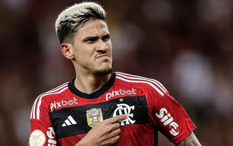 Pedro se torna o segundo maior artilheiro da história do Flamengo em Libertadores