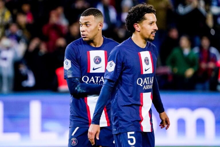 Sem Neymar e Messi, PSG define sete jogadores do elenco como inegociáveis