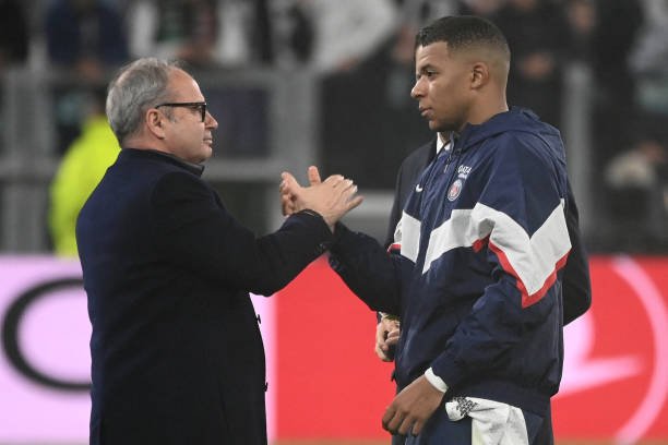 Direção do PSG faz promessa para Mbappé e pode abrir mão de renovação de estrelas
