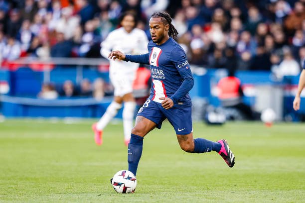 PSG planeja barca de saída com quatro jogadores na próxima janela