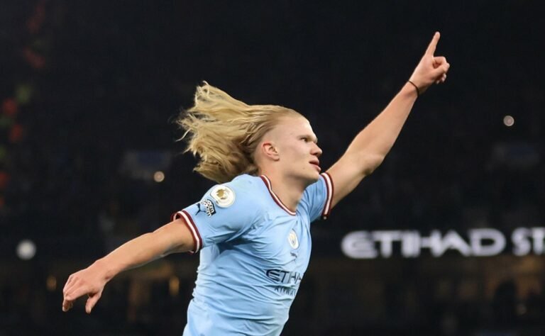 Agente de Haaland evita comentar sobre multa rescisória astronômica