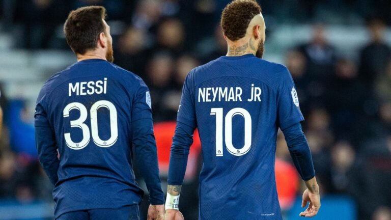 PSG planeja próxima temporada sem Messi e Neymar