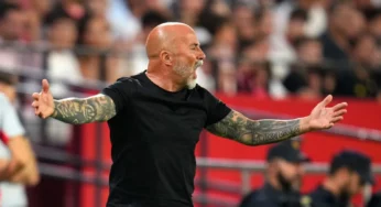 Sampaoli recusa proposta de clube inglês e aguarda investida do Flamengo