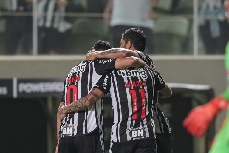 Atlético-MG é o time com mais finalizações no mundo, e o que mais perde grandes chances, segundo levantamento