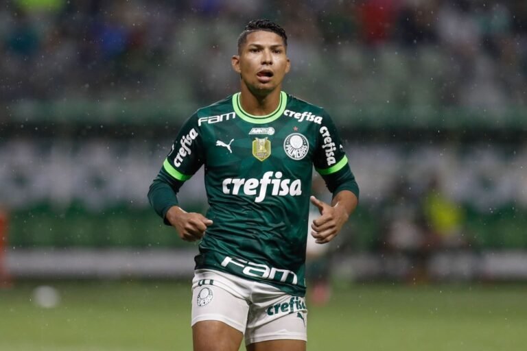 Rony acumula jejum incômodo no Palmeiras