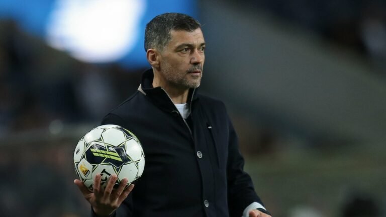 Napoli avalia contratação de Sérgio Conceição, técnico do Porto
