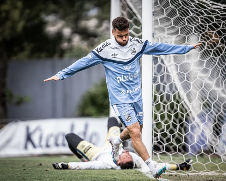 O meia santista acredita que é possível voltar pra Santos com a classificação na Copa do Brasil, mesmo jogando fora de casa.