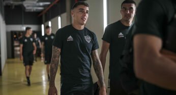 Saravia voltou! Atlético-MG confirma retorno do lateral, que passa a ser opção para Coudet