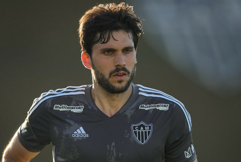 Igor Rabello é liberado pelo Departamento Médico do Atlético-MG e fica próximo de retorno