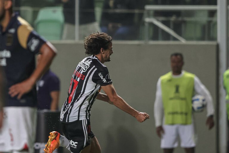 Igor Gomes fala sobre gols decisivos e sua adaptação ao Atlético-MG