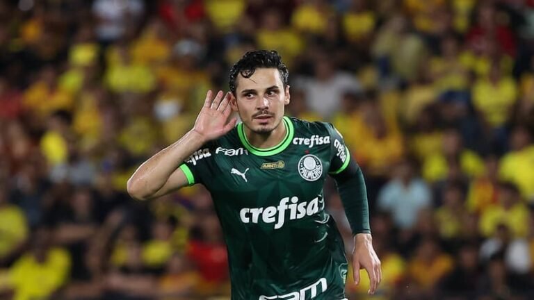 Wolverhampton prepara oferta por Raphael Veiga, do Palmeiras