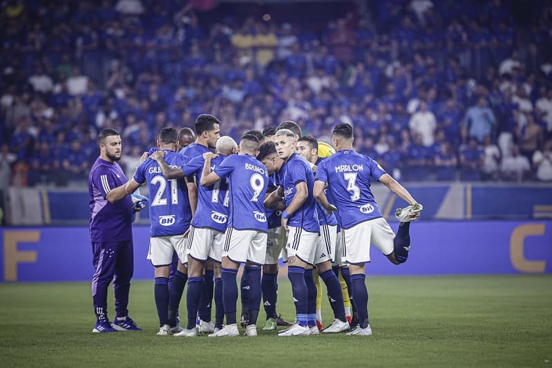 Apresentador da ESPN se rasga elogios ao Cruzeiro: “Digno de aplausos”