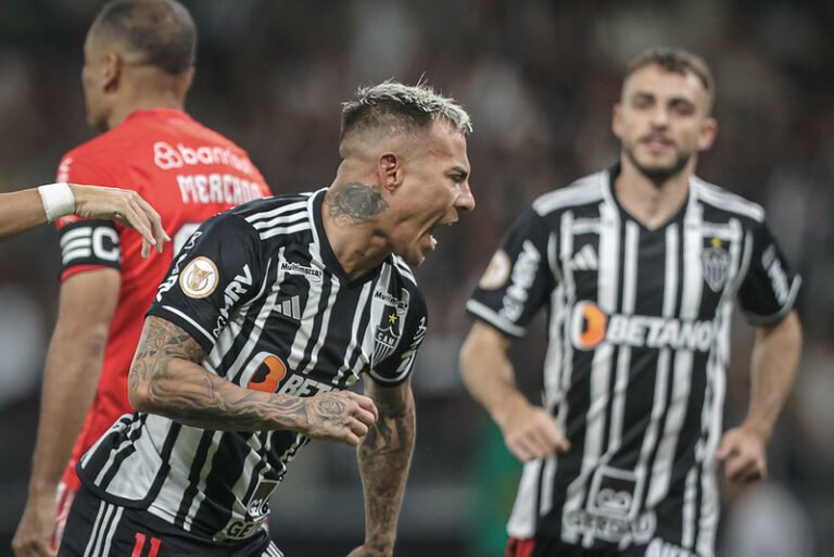 Atlético planeja saída de Eduardo Vargas ao fim da temporada 2024