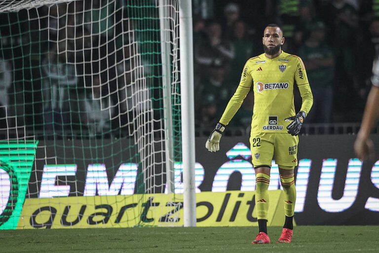 Everson projeta duelo pela Libertadores e comenta foco do Atlético em virar resultados ruins
