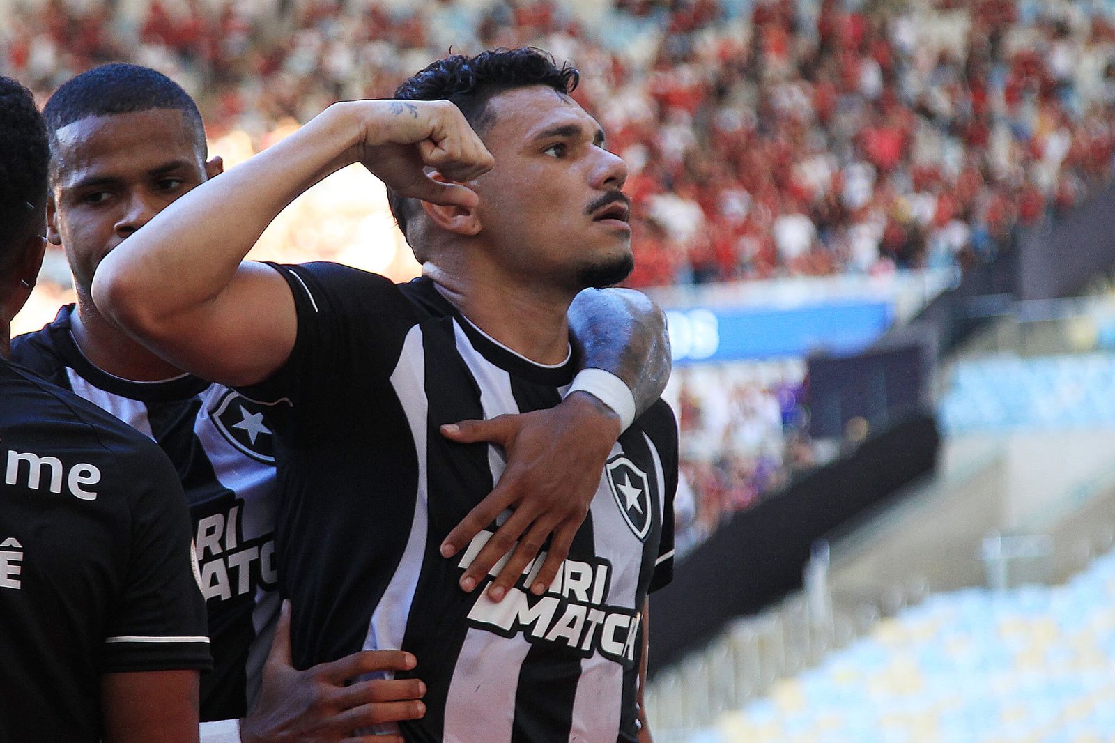 Tiquinho Soares Do Botafogo é Eleito O Craque Do Mês De Abril Do Brasileirão Mercado Do Futebol 1569