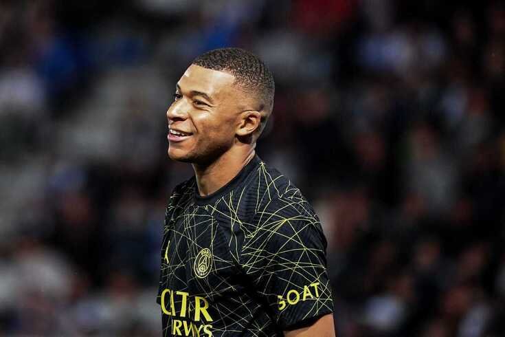 Mbappé não ativará cláusula de renovação com o PSG, diz jornal