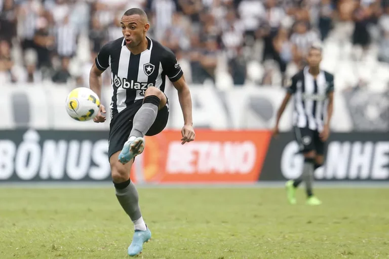 Marçal, do Botafogo, revela que recebeu proposta para participar de esquema de apostas