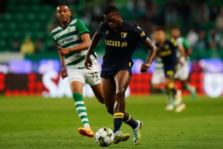 Clube português aciona opção de compra por zagueiro do Flamengo