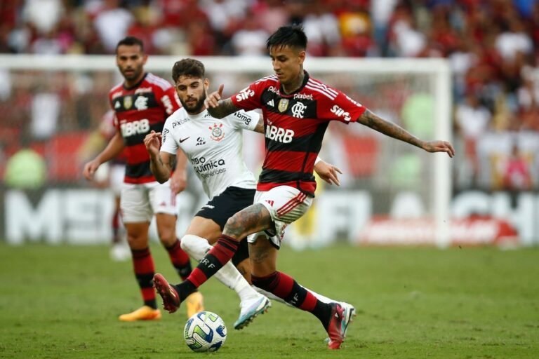 Pulgar não preocupa ao Flamengo e deve viajar para encarar o Ñublense