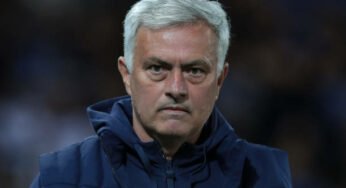 José Mourinho rejeitou retorno ao Chelsea para ficar na Roma