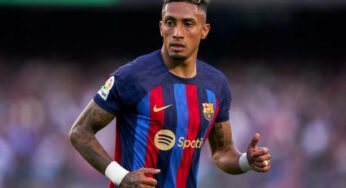 Newcastle faz oferta verbal de mais de R$ 400 milhões por Raphinha, do Barcelona