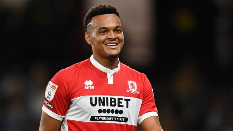 Grêmio demonstra interesse em Rodrigo Muniz, ex-Flamengo