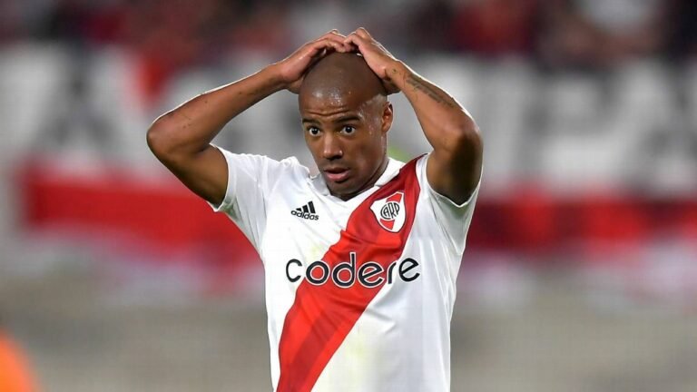 Representantes de De La Cruz chegam ao Rio e Flamengo prepara avanço em negociação