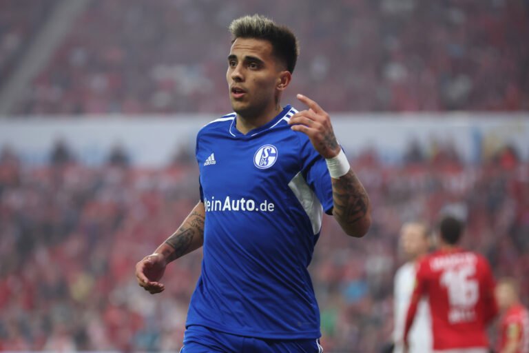 São Paulo entra na disputa e prepara uma oferta por Rodrigo Zalazar, do Schalke 04