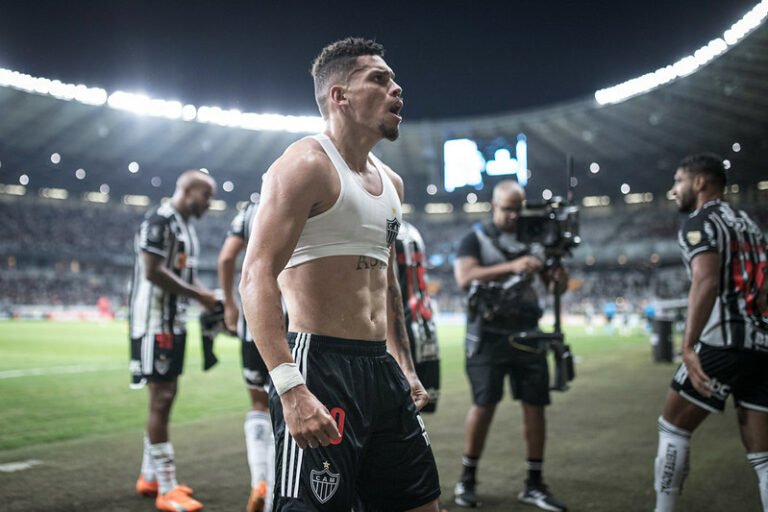 Paulinho revela sonho e ambição de conquistar a Libertadores pelo Atlético-MG