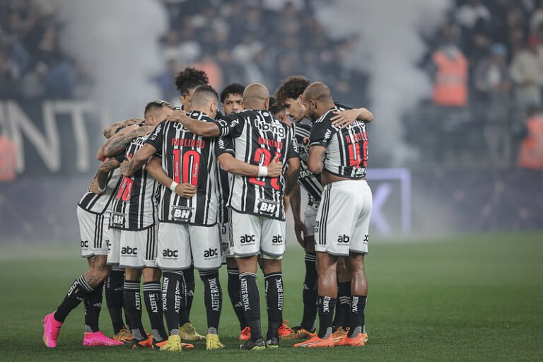 Após eliminação na Copa do Brasil, Rodrigo Caetano fala sobre saídas do elenco do Atlético