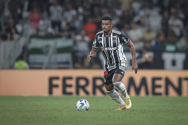 Felipão explica “síndrome de Robin Hood” do Atlético e critica vaias à Jemerson na Arena MRV