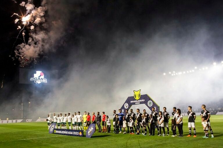Vasco sofre punição imediata e jogará com portões fechados por 30 dias devido a confusão diante o Goiás