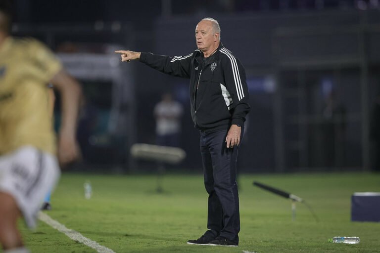 Felipão comenta retorno de Alan Franco ao time do Atlético-MG após empréstimo