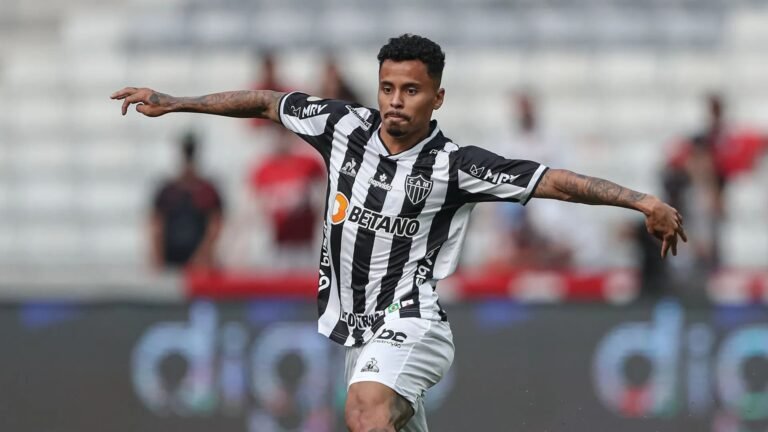 Flamengo define possível data para anúncio do volante Allan