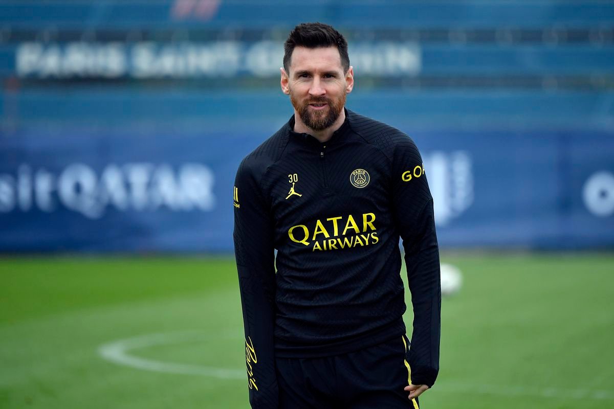 PSG anuncia oficialmente a saída de Lionel Messi