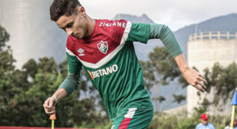 Sem empréstimo! Diogo Barbosa rescindiu com o Grêmio para assinar em definitivo com o Fluminense