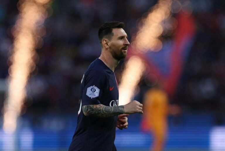 LaLiga aceita plano de viabilidade e Barcelona inicia conversas por Messi