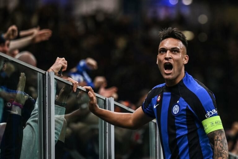 Técnico da Inter, Simoni Inzaghi afirma que Lautaro Martínez merece vencer a Bola de Ouro